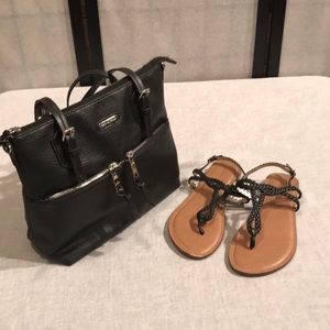 Merona black t strap sandals